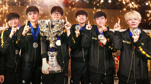 的攻击球员 的攻击球员